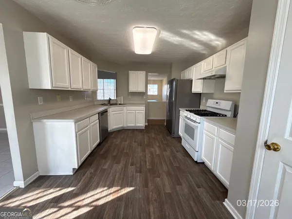 $2,195 | 2021 Gates Court, McDonough, GA 30253