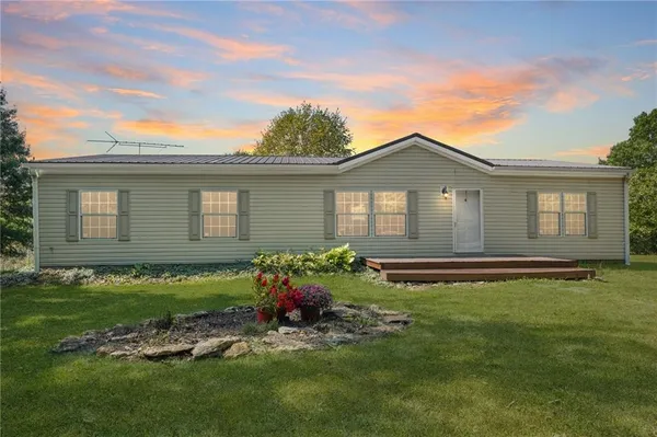 $250,000 | 3381 Northeast Gospel Lane, Hamilton, MO 64644