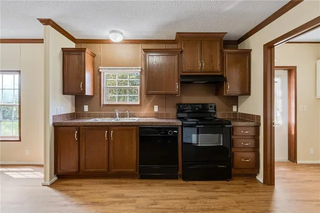 $259,000 | 3381 Northeast Gospel Lane, Hamilton, MO 64644