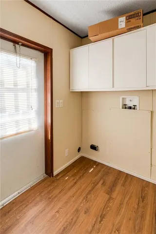 $259,000 | 3381 Northeast Gospel Lane, Hamilton, MO 64644