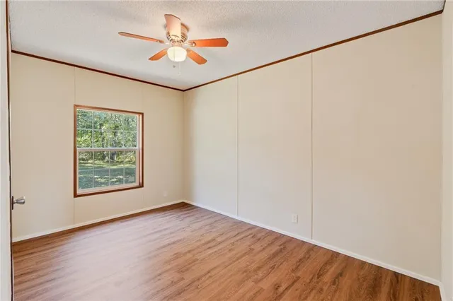 $259,000 | 3381 Northeast Gospel Lane, Hamilton, MO 64644