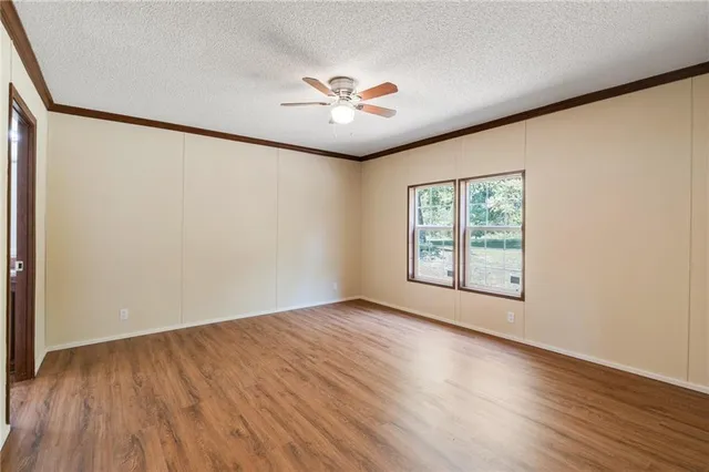 $259,000 | 3381 Northeast Gospel Lane, Hamilton, MO 64644