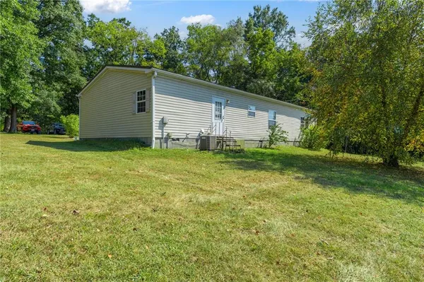 $250,000 | 3381 Northeast Gospel Lane, Hamilton, MO 64644