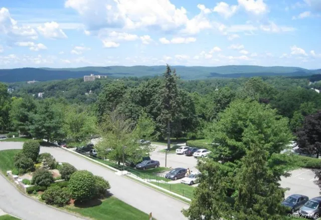 $260,000 | 6102 Villa At The Woods, Peekskill, NY 10566