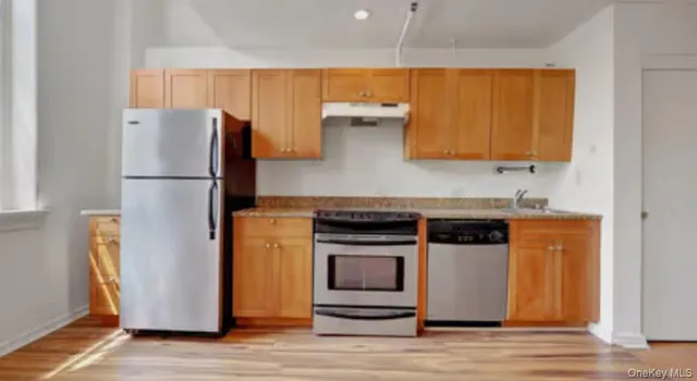 $260,000 | 6102 Villa At The Woods, Peekskill, NY 10566