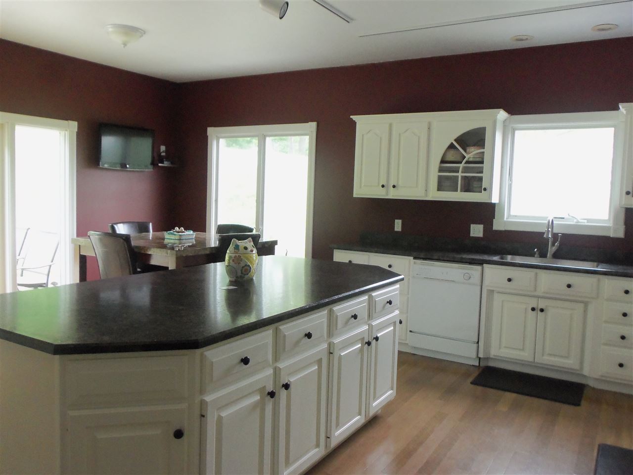 10 White Ridge Court Washington, IN 47501 - Photo 9 of 24 Gallery Image 9