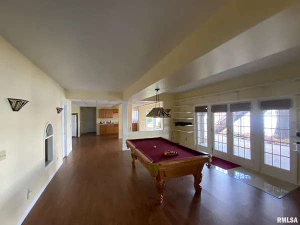 $699,900 | 2419 Eastwood Drive, Taylorville, IL 62568