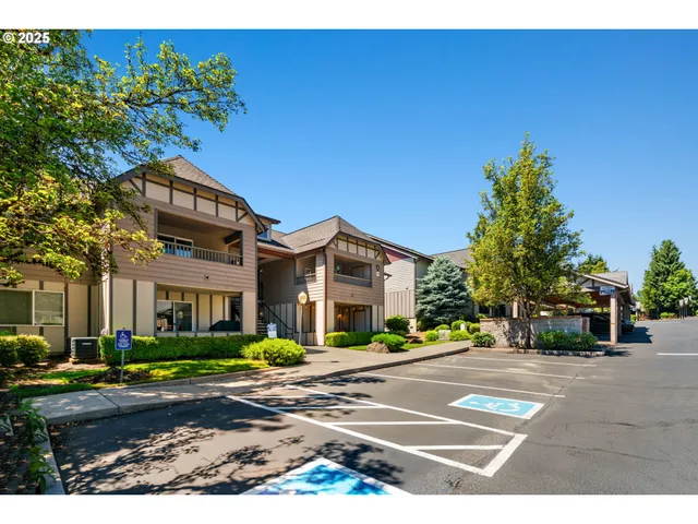 $215,000 | 14019 Northeast 20th Avenue, Vancouver, WA 98686