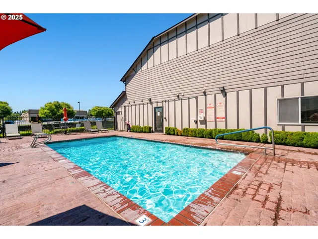 $215,000 | 14019 Northeast 20th Avenue, Vancouver, WA 98686