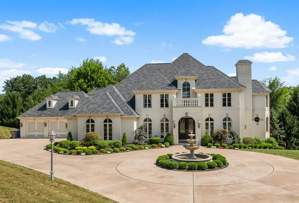 $2,550,000 | 108 Carriage Hill Drive, Mars, PA 16046