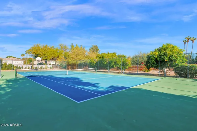 a view of a tennis court
