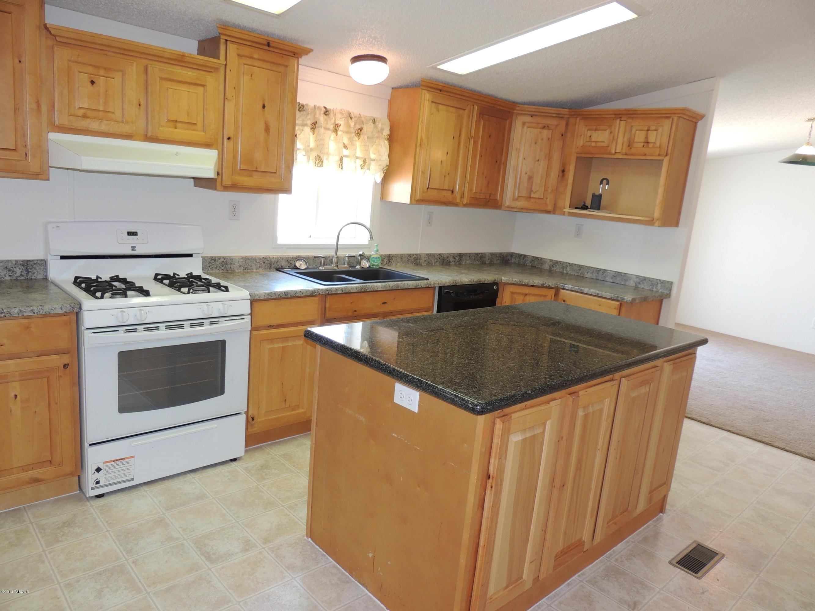 16000 Gold Bell Road Marana, AZ 85653 - Photo 23 of 35