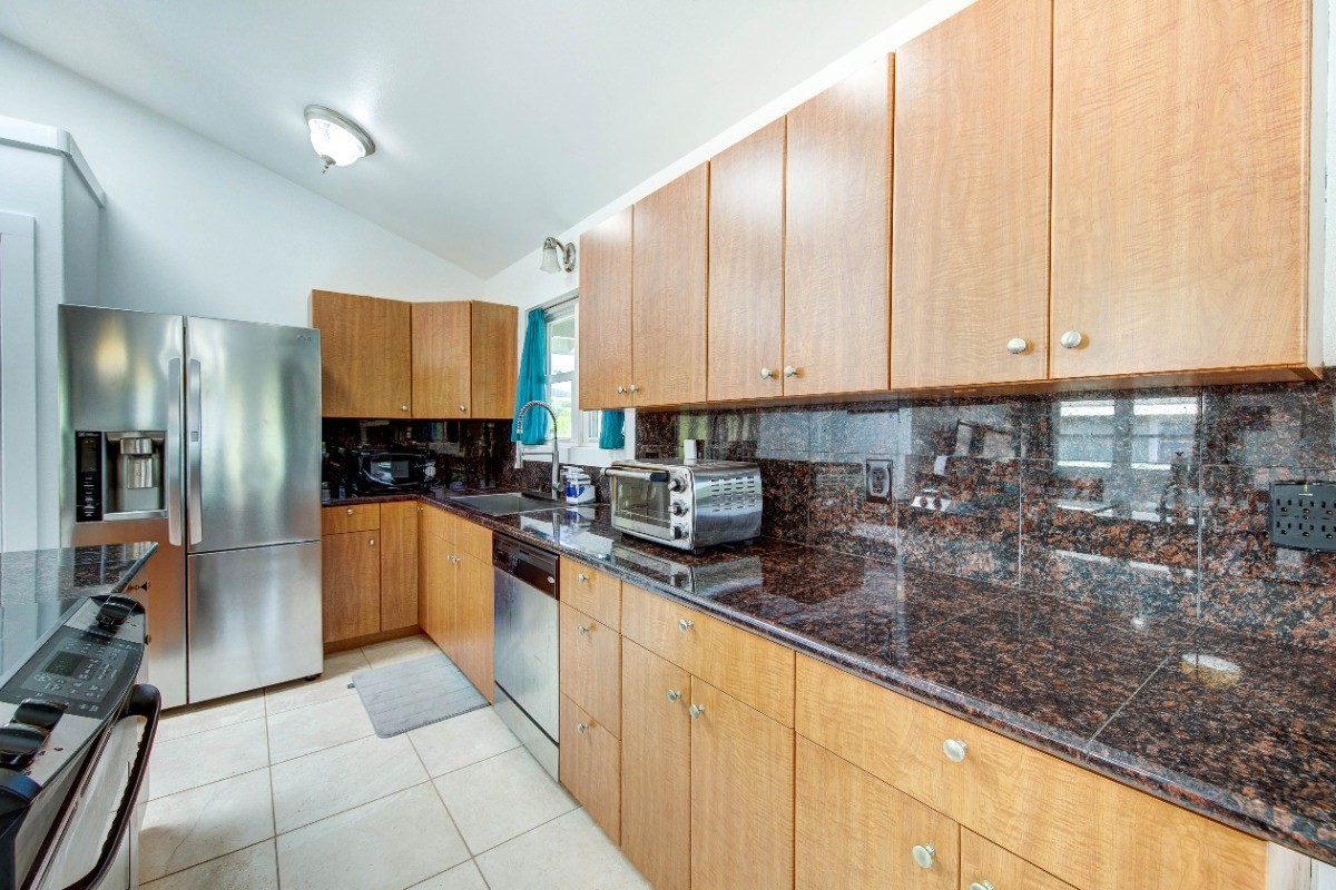 4437 Iona Road, Unit 2 Hanapepe, HI 96716 - Photo 5 of 26 Gallery Image 5