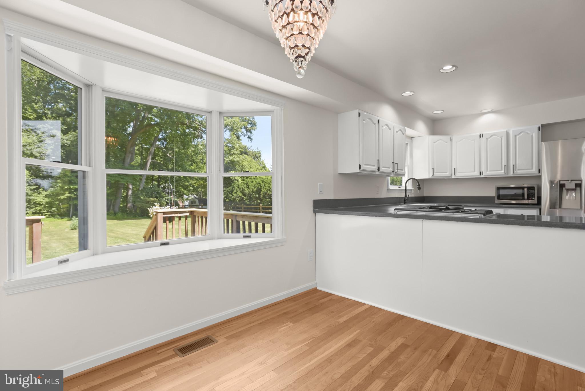 12261 Etchison Road Ellicott City, MD 21042 - Photo 18 of 69 Breakfast nook