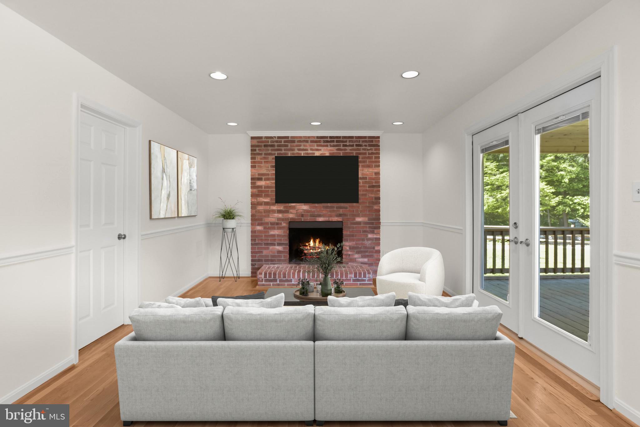 12261 Etchison Road Ellicott City, MD 21042 - Photo 20 of 69 Family room