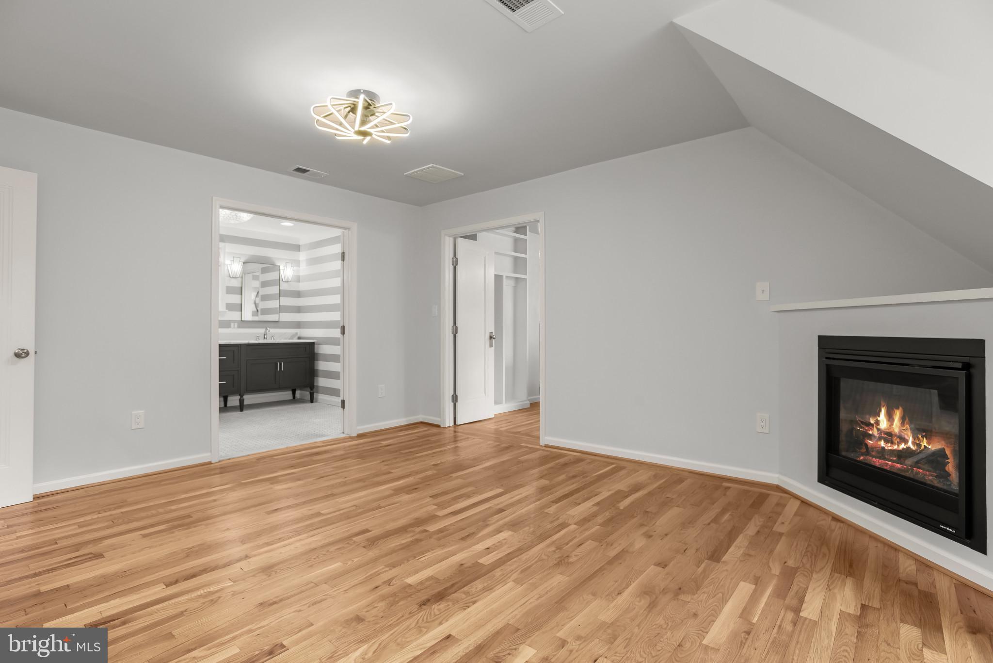 12261 Etchison Road Ellicott City, MD 21042 - Photo 29 of 69 Primary bedroom suite