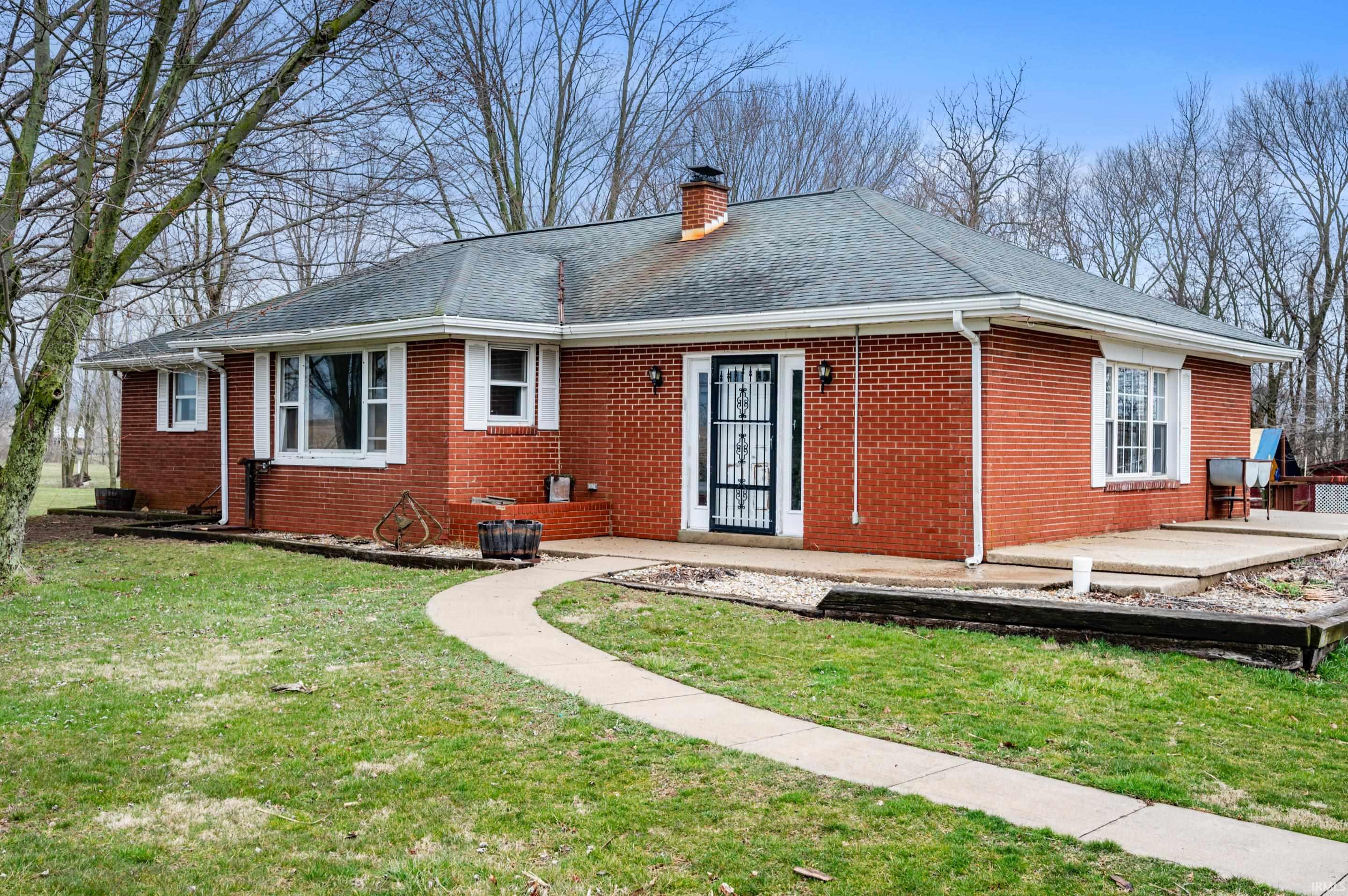 9875 Carlos Road Williamsburg, IN 47393 - Photo 1 of 32