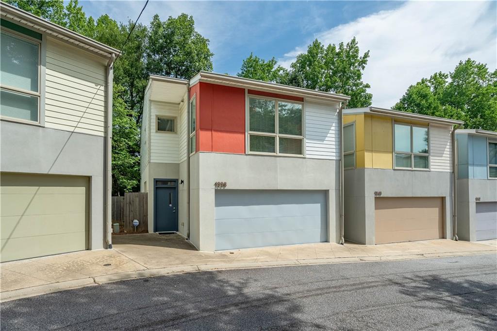 1338 Rietveld Row Northwest Atlanta, GA 30318 - Photo 2 of 37