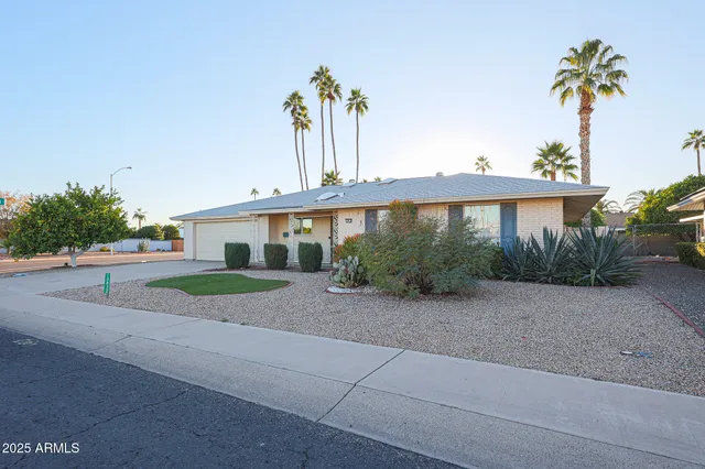 $1,900 | 10832 West Saratoga Circle, Sun City, AZ 85351