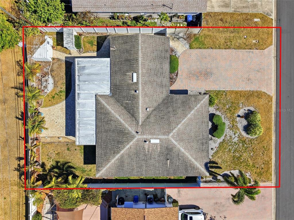 6641 12th Avenue North St. Petersburg, FL 33710 - Photo 16 of 18 an aerial view of houses with outdoor space