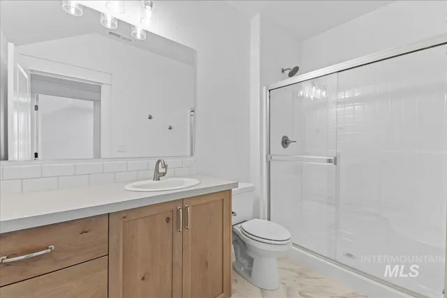 $654,900 | 6753 North Magic Mallard Avenue, Unit LARKSPUR, Meridian, ID 83646