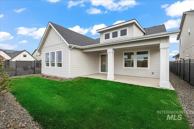 $654,900 | 6753 North Magic Mallard Avenue, Unit LARKSPUR, Meridian, ID 83646