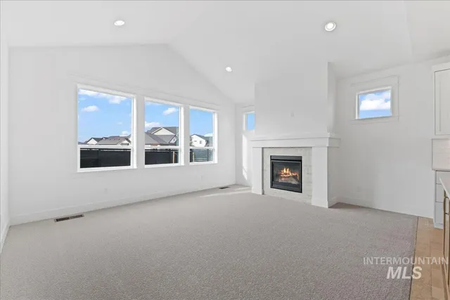 $654,900 | 6753 North Magic Mallard Avenue, Unit LARKSPUR, Meridian, ID 83646