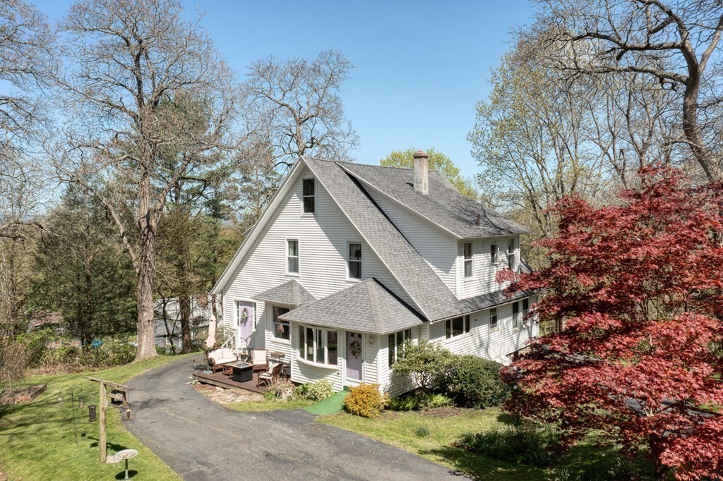 227 Burleigh Road Wilbraham, MA 01095 - Photo 3 of 41 Gallery Image 3