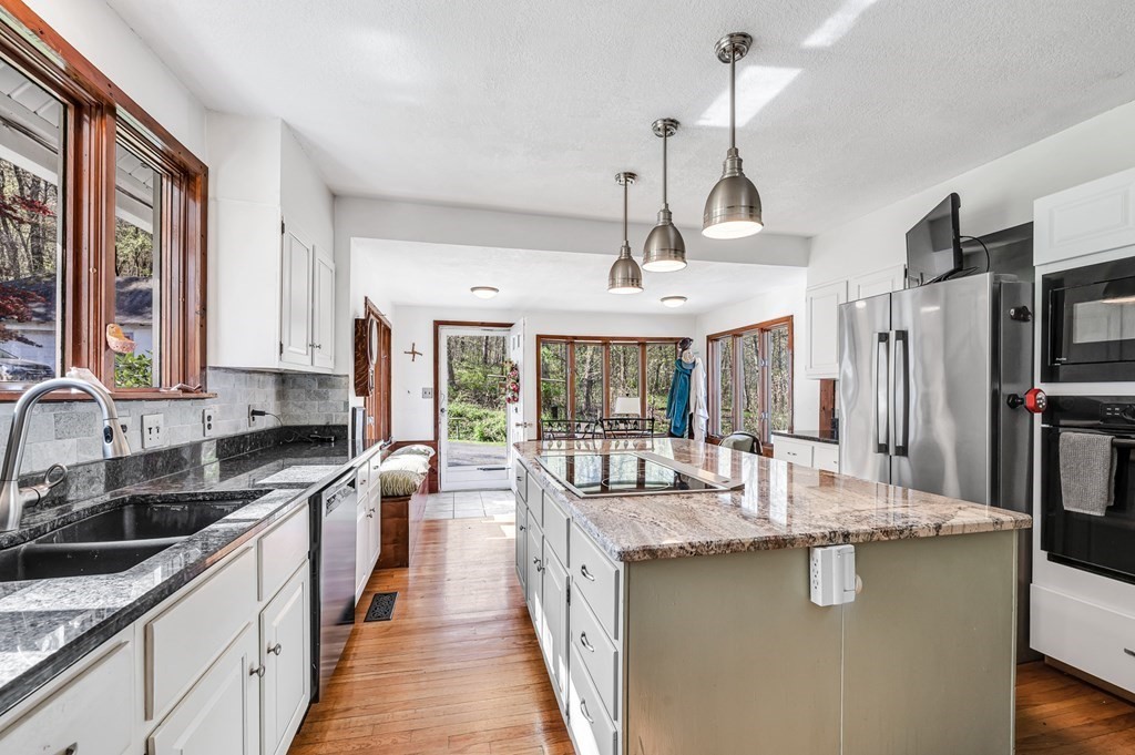 227 Burleigh Road Wilbraham, MA 01095 - Photo 8 of 41 Gallery Image 8