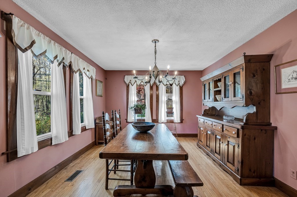 227 Burleigh Road Wilbraham, MA 01095 - Photo 10 of 41 Gallery Image 10