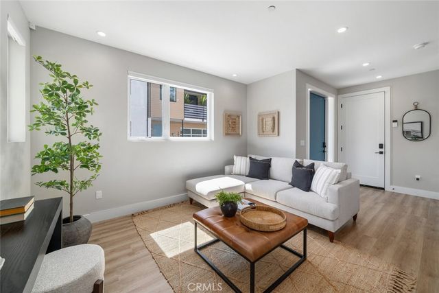 $940,000 | 3059 Rockview Place, San Luis Obispo, CA 93401