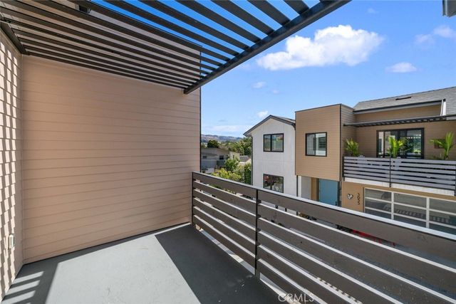 $940,000 | 3059 Rockview Place, San Luis Obispo, CA 93401