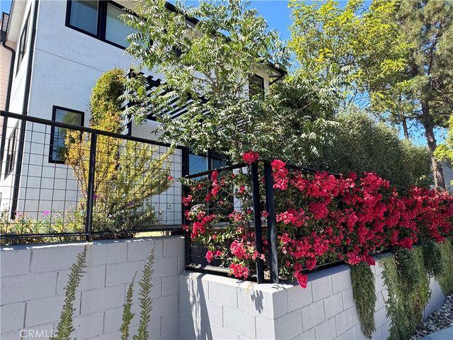 $940,000 | 3059 Rockview Place, San Luis Obispo, CA 93401