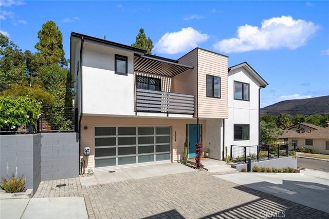 $940,000 | 3059 Rockview Place, San Luis Obispo, CA 93401