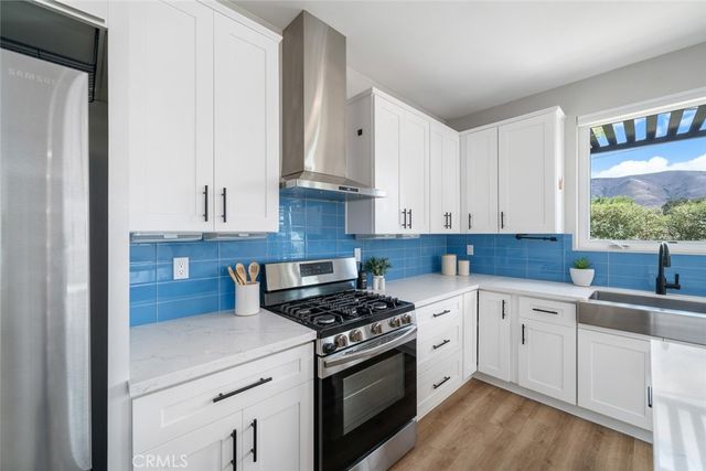 $940,000 | 3059 Rockview Place, San Luis Obispo, CA 93401