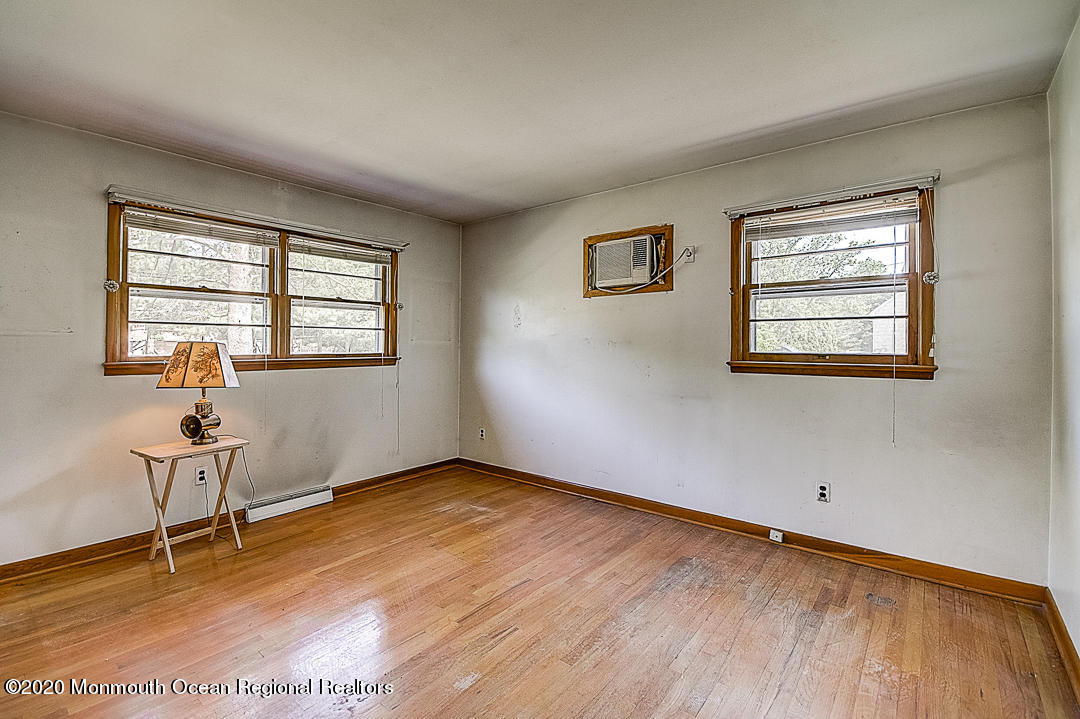 405 Line Road Aberdeen, NJ 07747 - Photo 29 of 33 Line Rd MLS-21