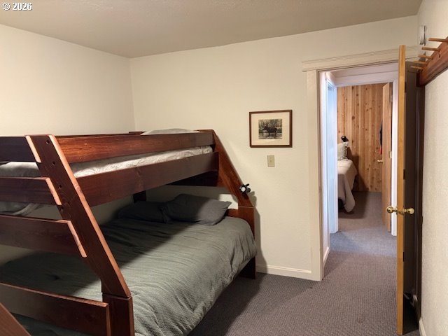 24176 Crescent Lake Road Crescent Lake, OR 97733 - Photo 17 of 36