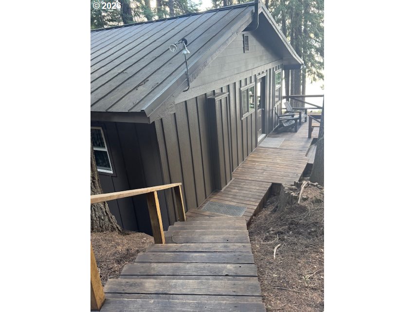 24176 Crescent Lake Road Crescent Lake, OR 97733 - Photo 18 of 36