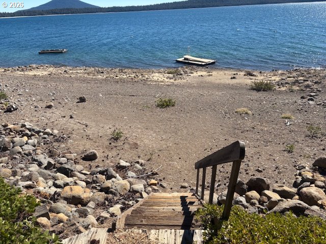 24176 Crescent Lake Road Crescent Lake, OR 97733 - Photo 30 of 36