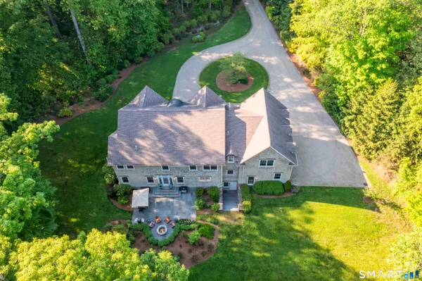 $1,799,000 | 32 Lobdell Lane, Easton, CT 06612