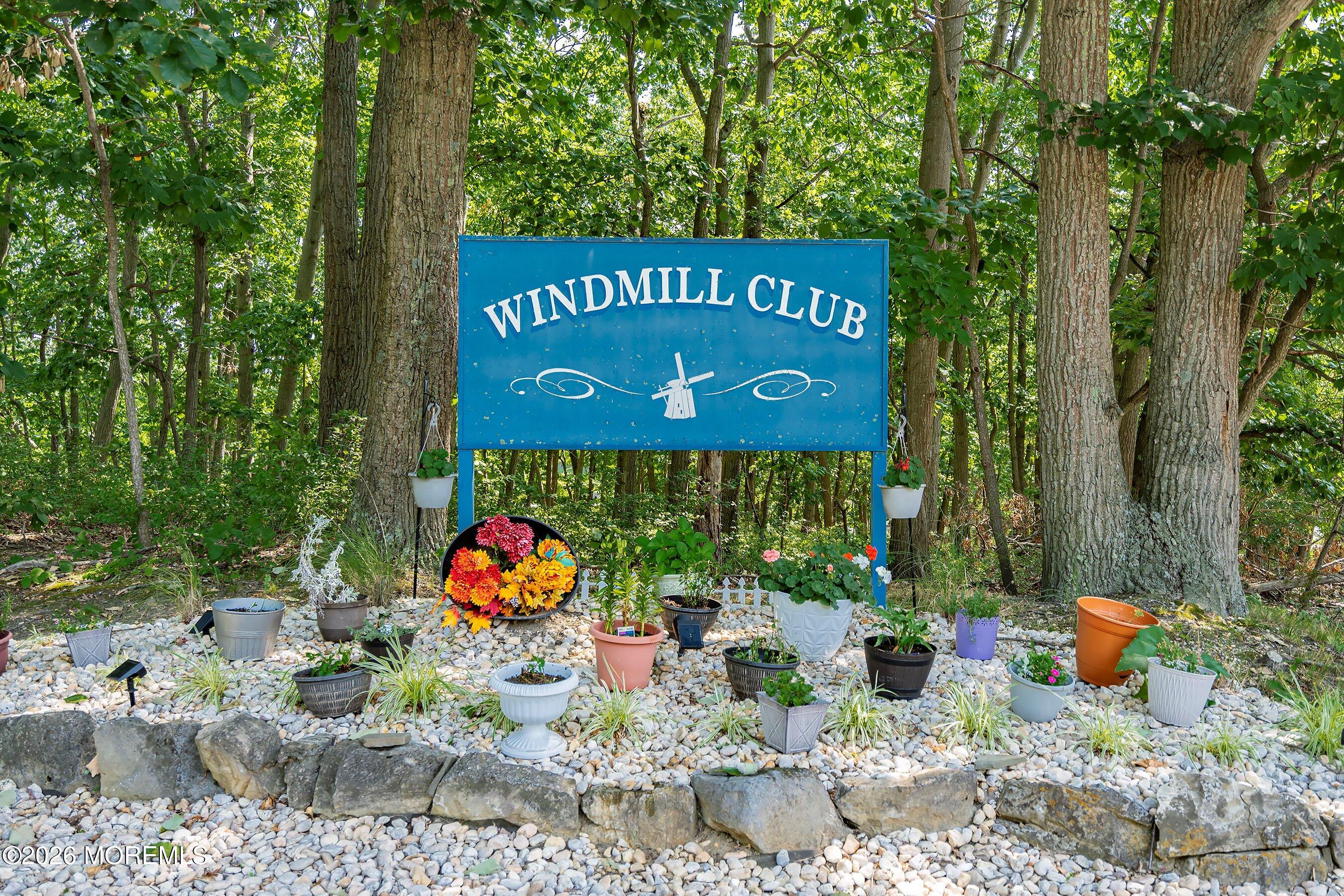 11 Owl Road Howell, NJ 07731 - Photo 33 of 48 46-Sign 1