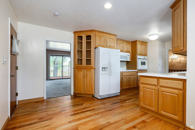 734 East 1850th Street South Bountiful, UT 84010 - Photo 10 of 44