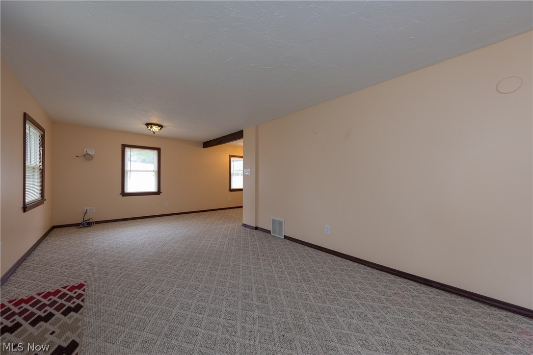 1453 Belrose Road Cleveland, OH 44124 - Photo 4 of 33 The Living Room