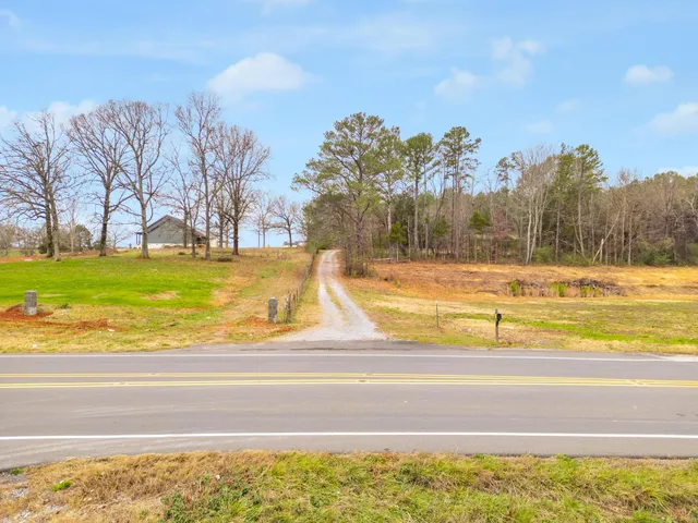 $459,000 | 9505 Highway 58, Ooltewah, TN 37363