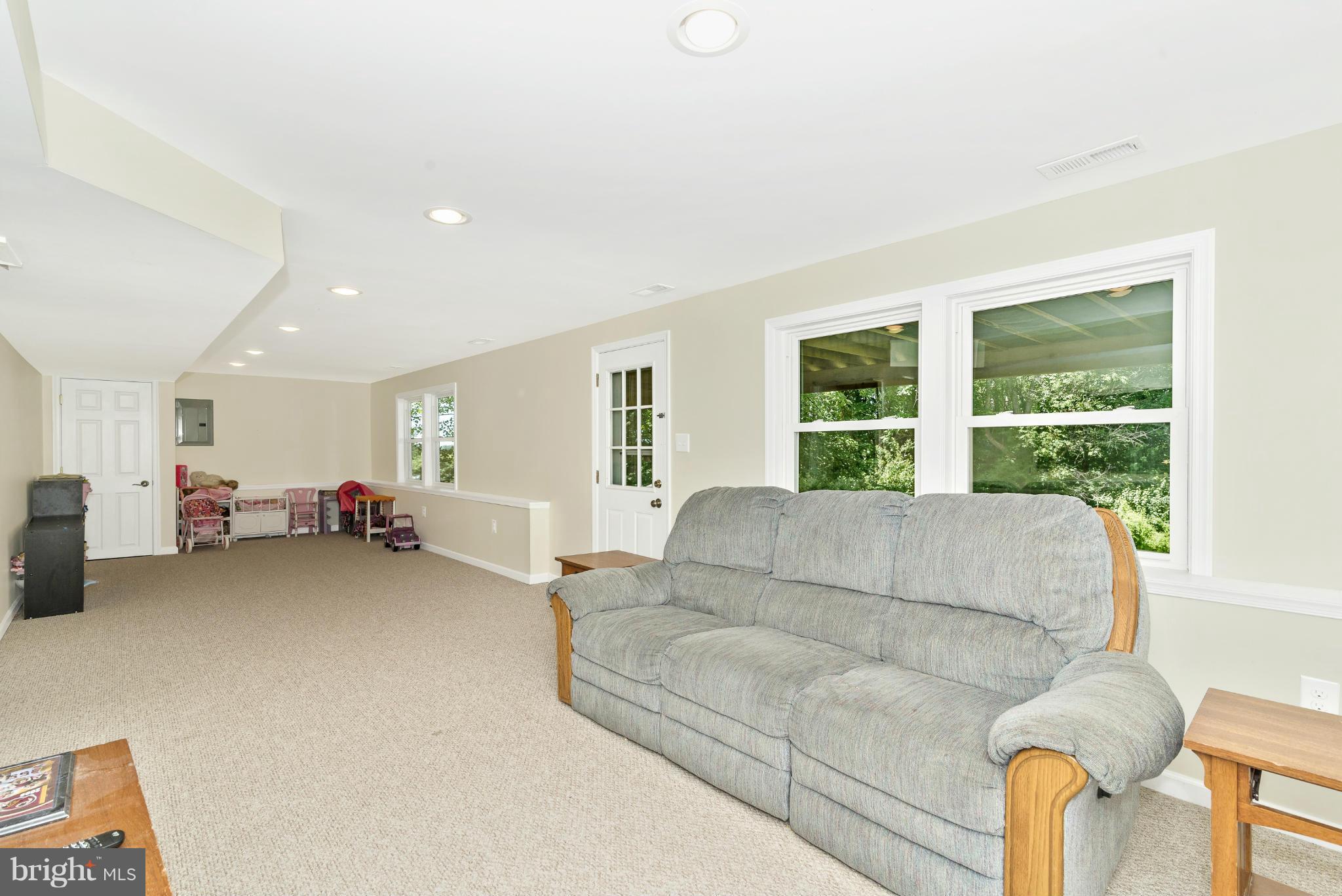 6324 Quinn Road Frederick, MD 21701 - Photo 20 of 30 Finished lower level