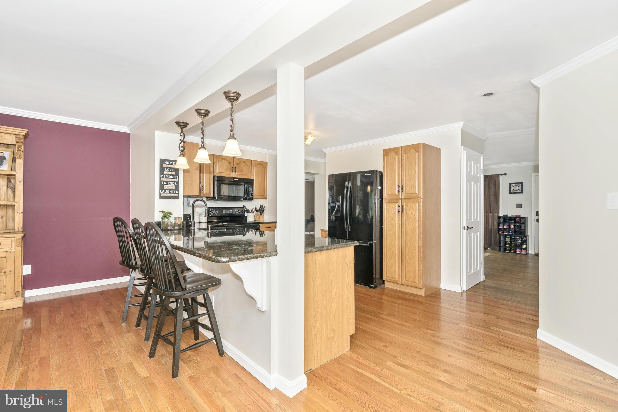 6324 Quinn Road Frederick, MD 21701 - Photo 5 of 30 Kitchen w/hardwood floors