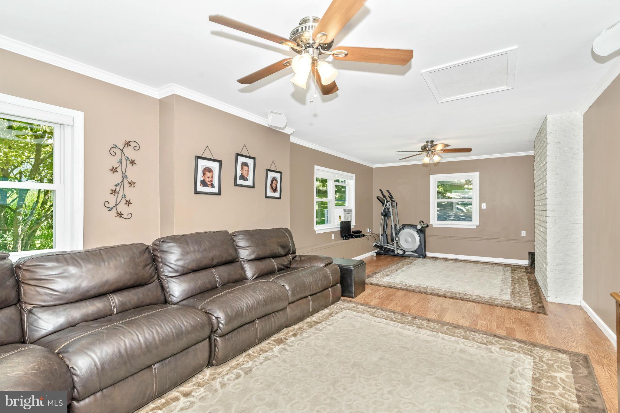 6324 Quinn Road Frederick, MD 21701 - Photo 10 of 30 Family Room