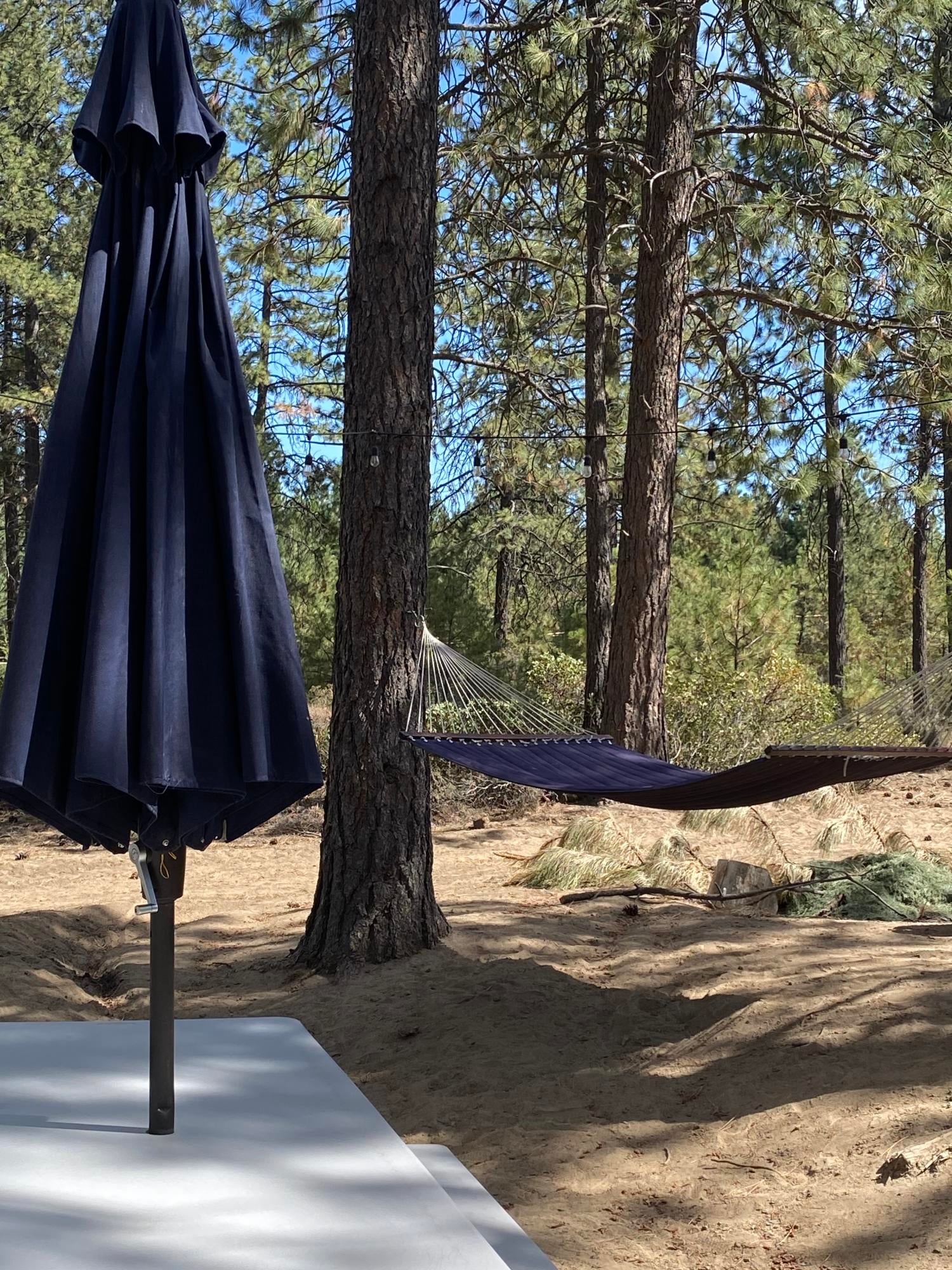 19197 Kiowa Road Bend, OR 97702 - Photo 30 of 32 Hammock space
