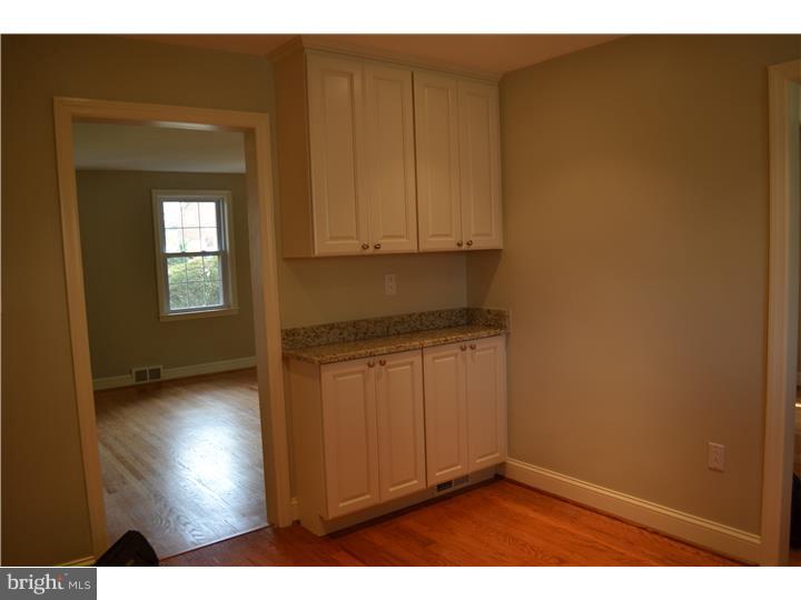 216 Grandview Road Media, PA 19063 - Photo 3 of 12