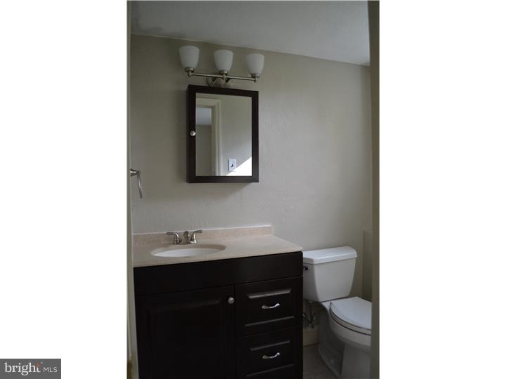 216 Grandview Road Media, PA 19063 - Photo 8 of 12